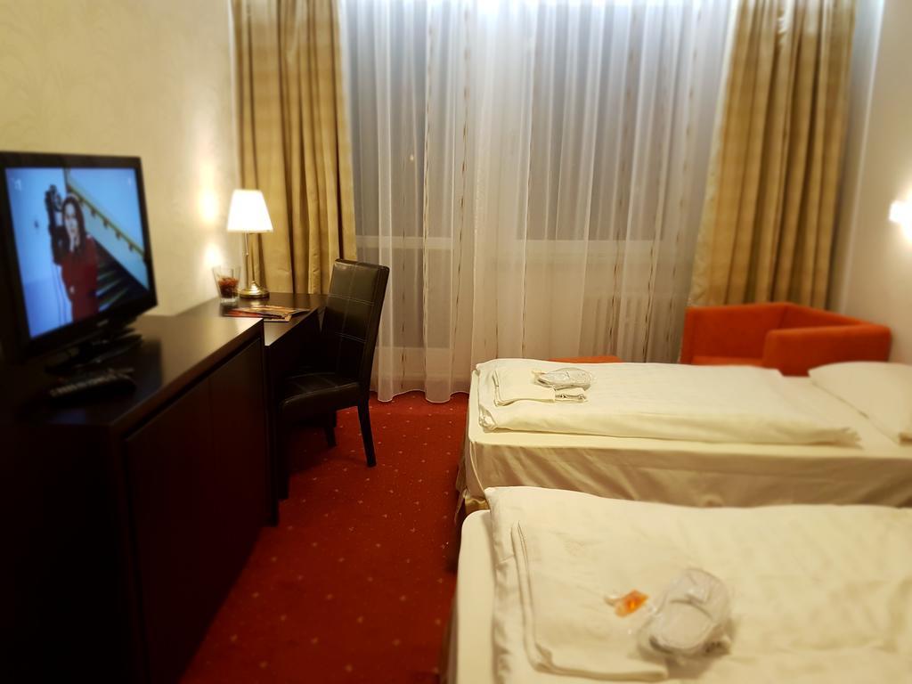 Hotel Nivy Bratislava Eksteriør billede