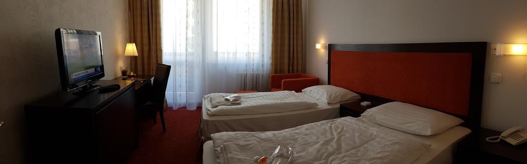 Hotel Nivy Bratislava Eksteriør billede