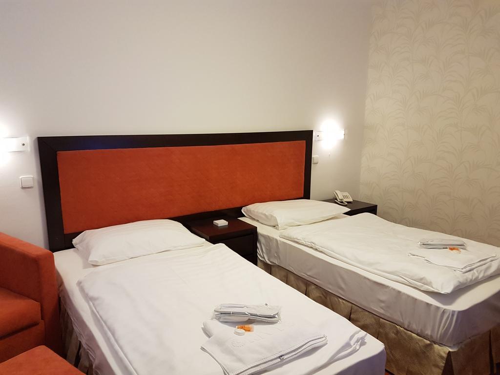 Hotel Nivy Bratislava Eksteriør billede
