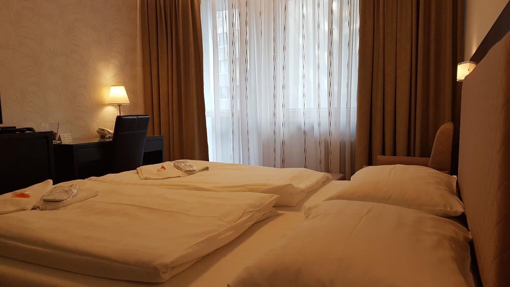 Hotel Nivy Bratislava Eksteriør billede